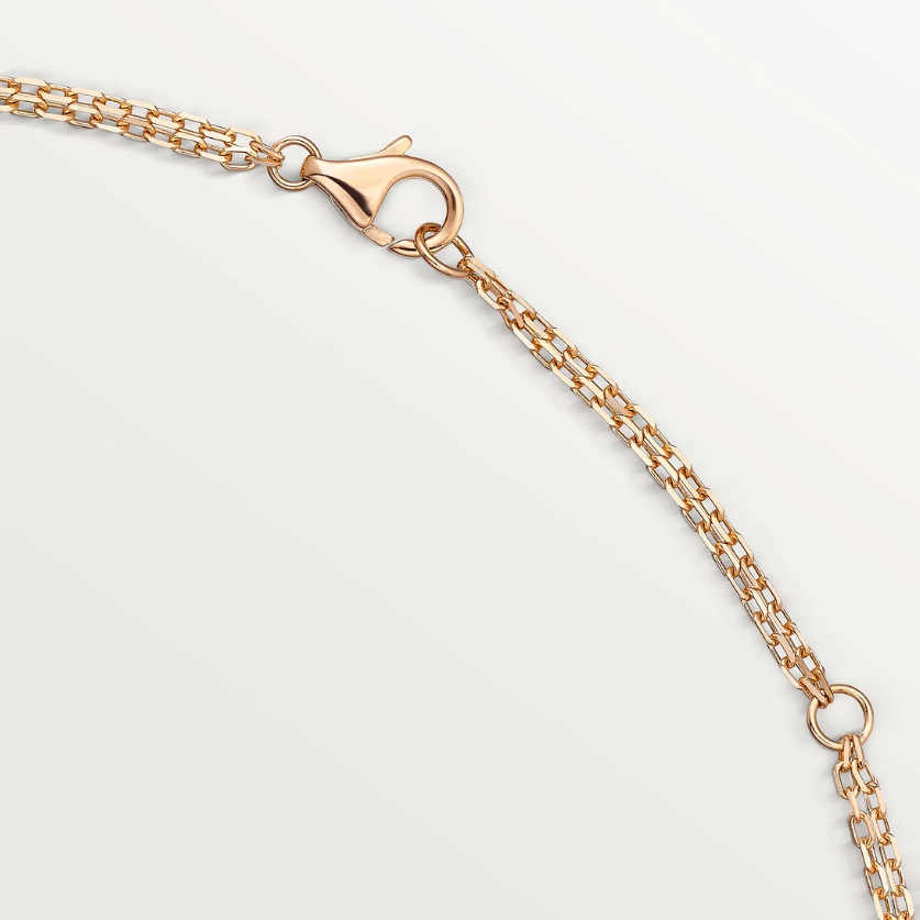 COLLIER LOVE